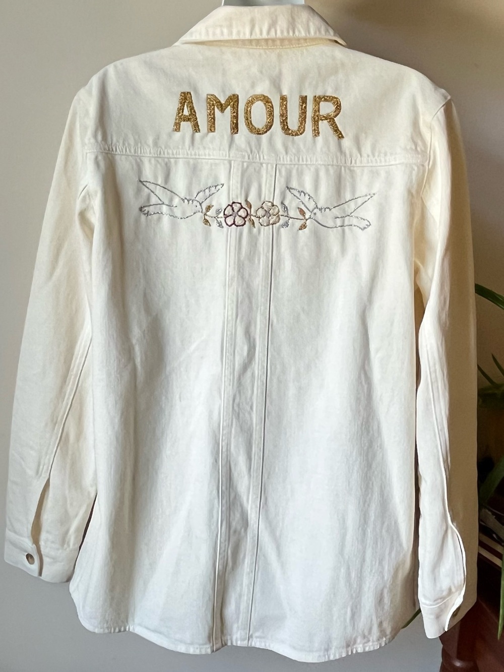 Sèzane x CSAO Will chore jacket, cream, denim- gold amor & Dove embroidered  EUC